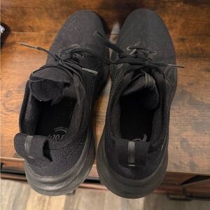 Men's Black ASICS Gel-Nimbus 25
